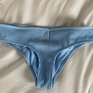 hollister bikini bottom
